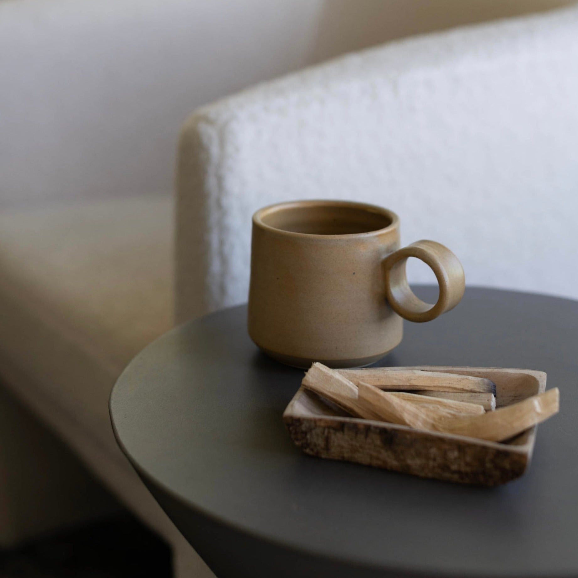 Victoria Handmade Mug