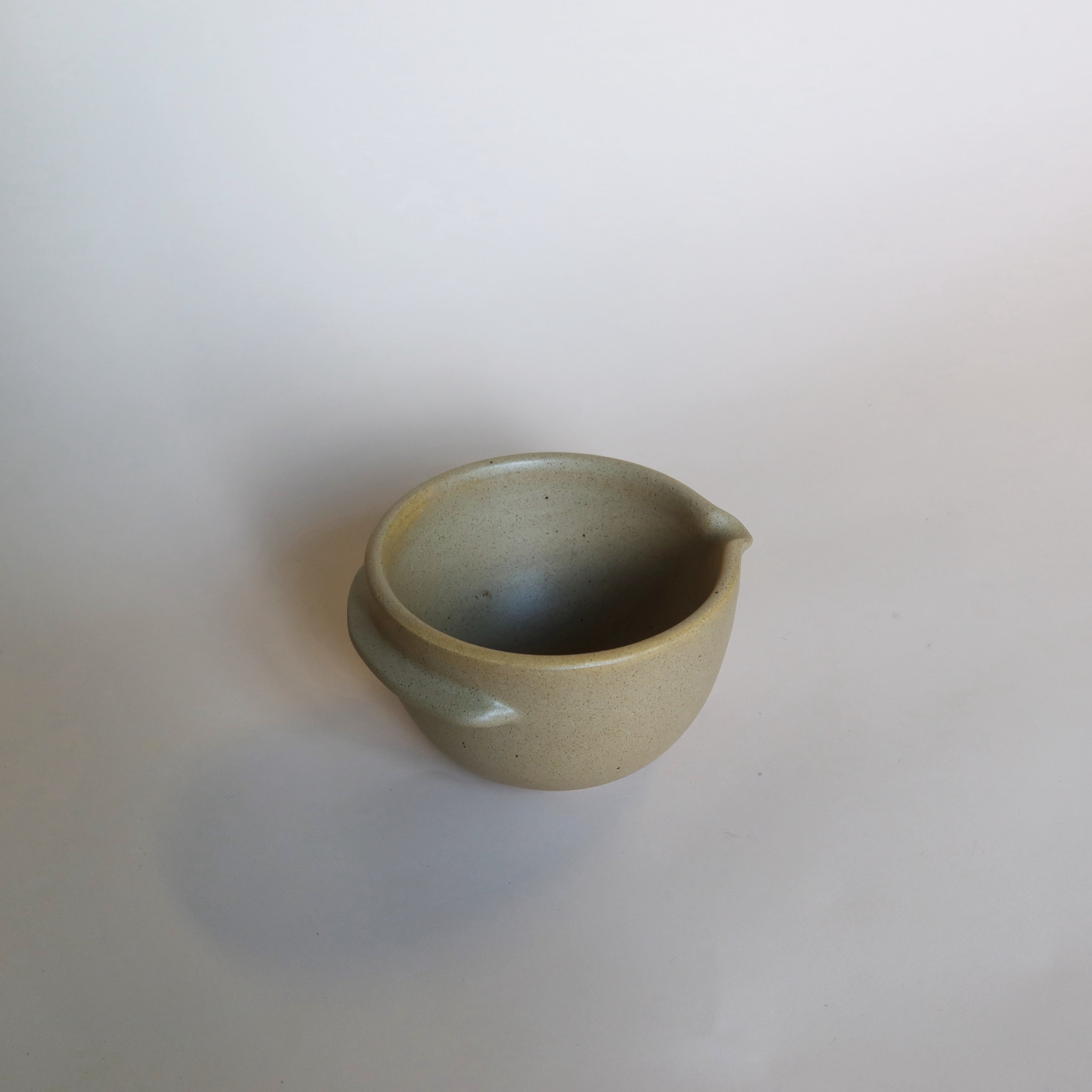 Victoria Handmade Ceramic Matcha Bowl | Brown