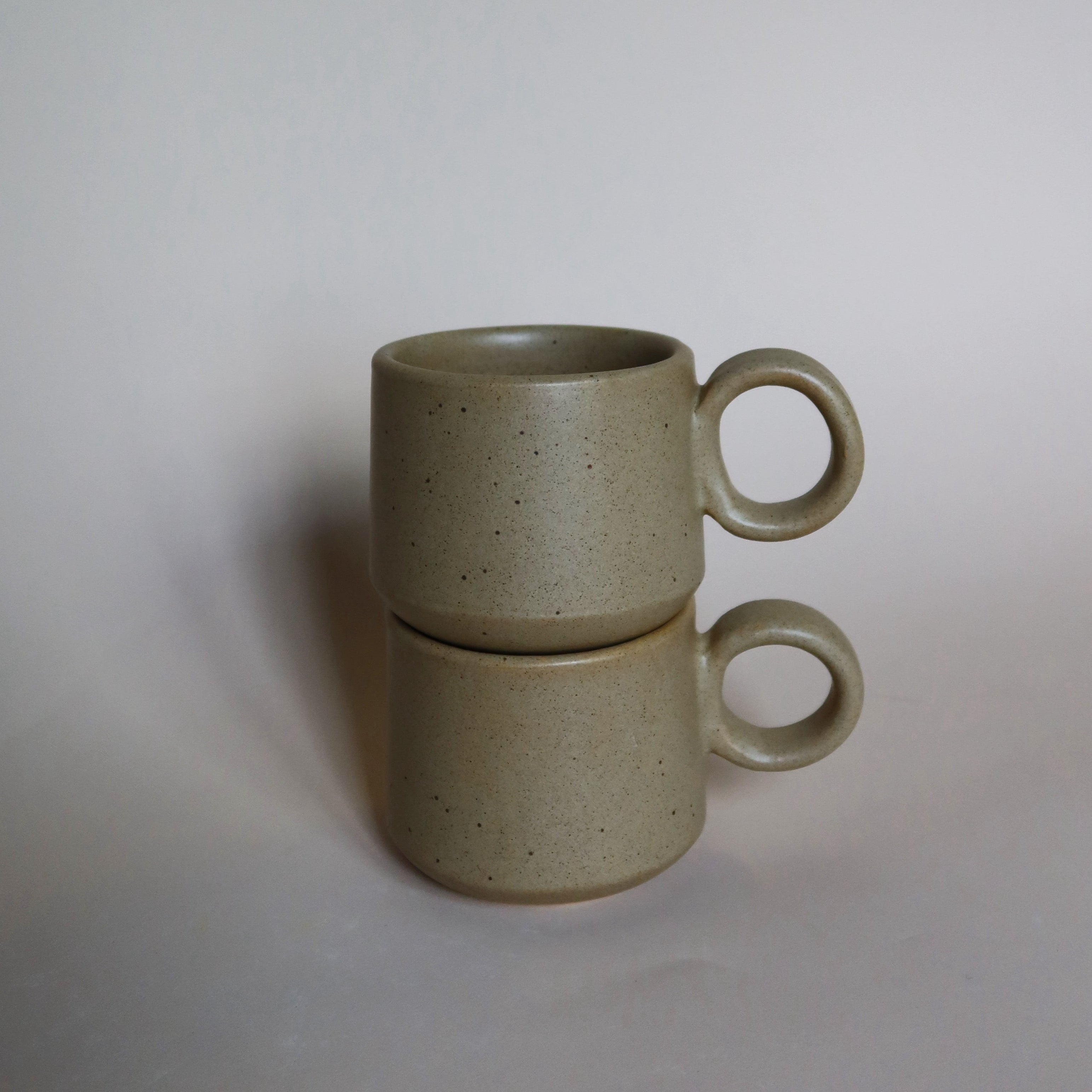 Victoria Handmade Mug | Brown