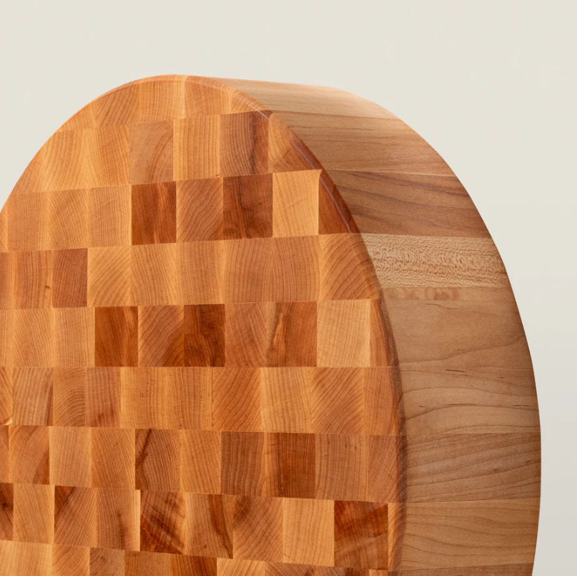 Boos Block Round Chopping Block, Non-Reversible, End Grain, 4″ Thick (CCB Series), Maple