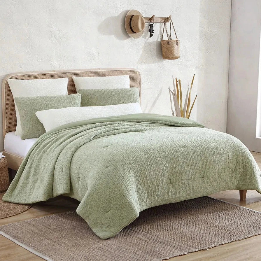 Snug Stitch Comforter