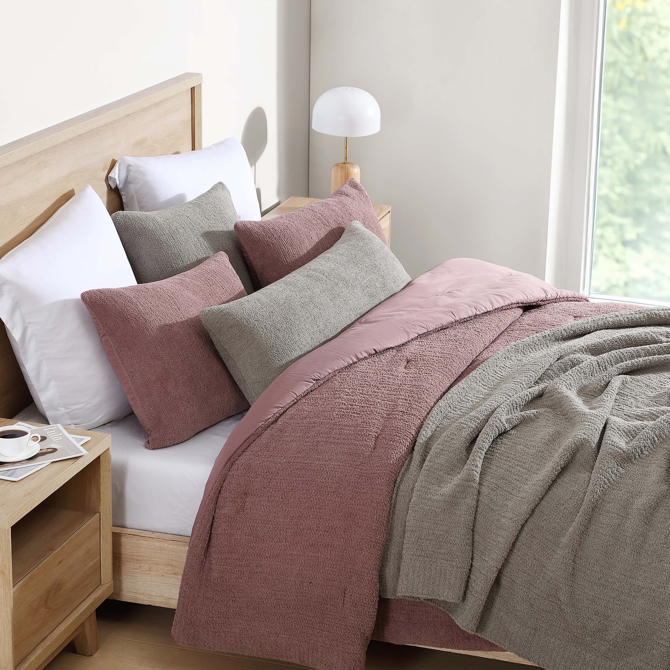 Snug Lumbar Pillow
