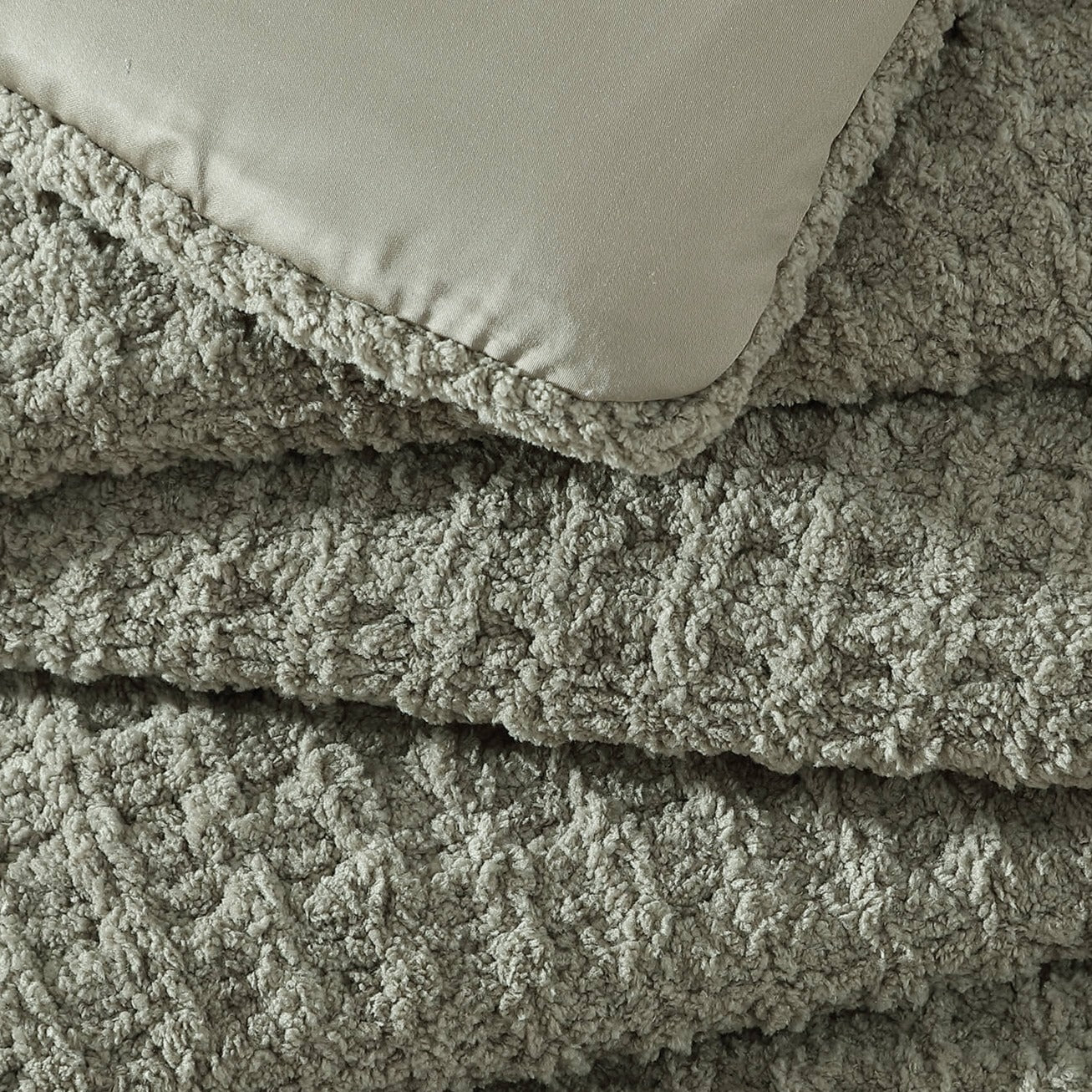 Snug Waffle Comforter