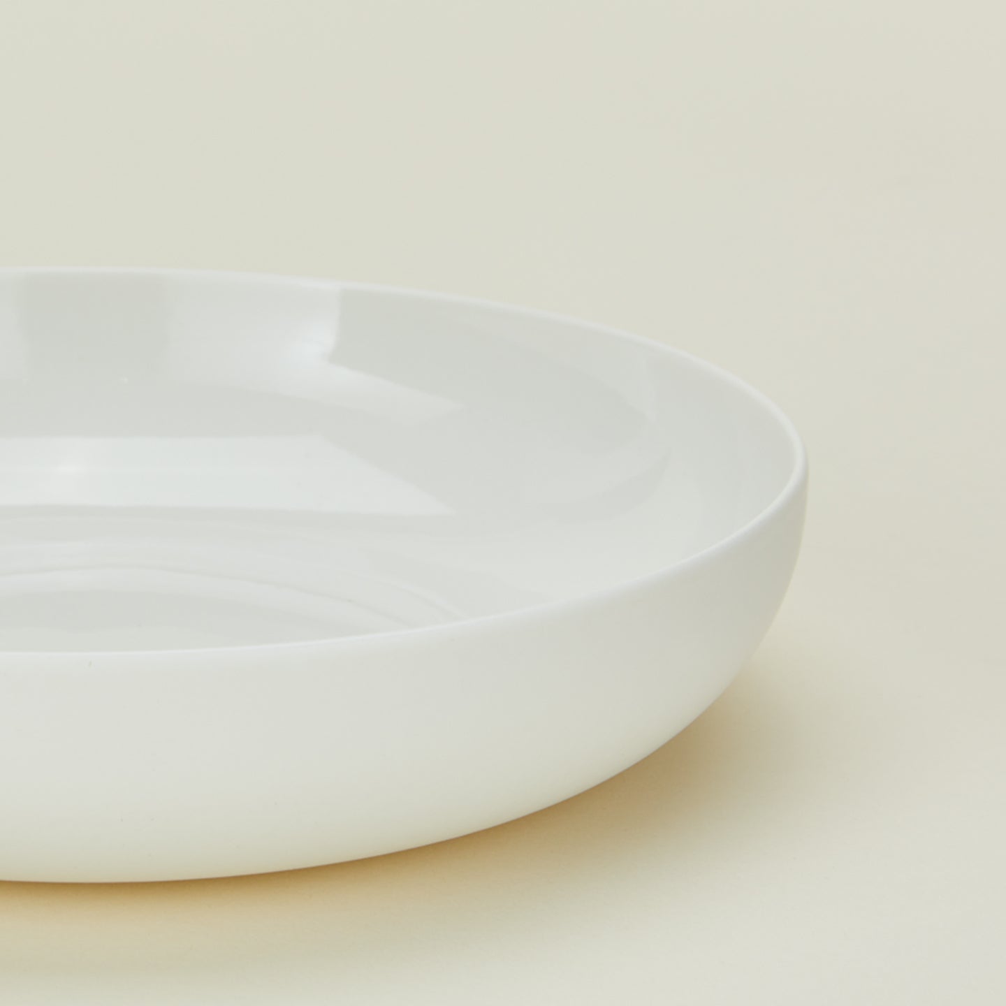 Simple Porcelain Low Bowl - Set of 4
