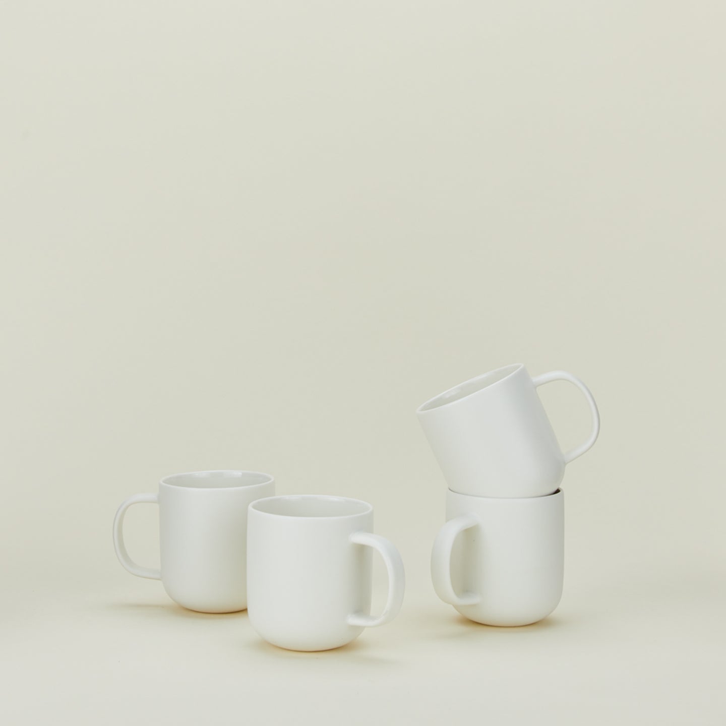 Simple Porcelain Mug - Set of 4