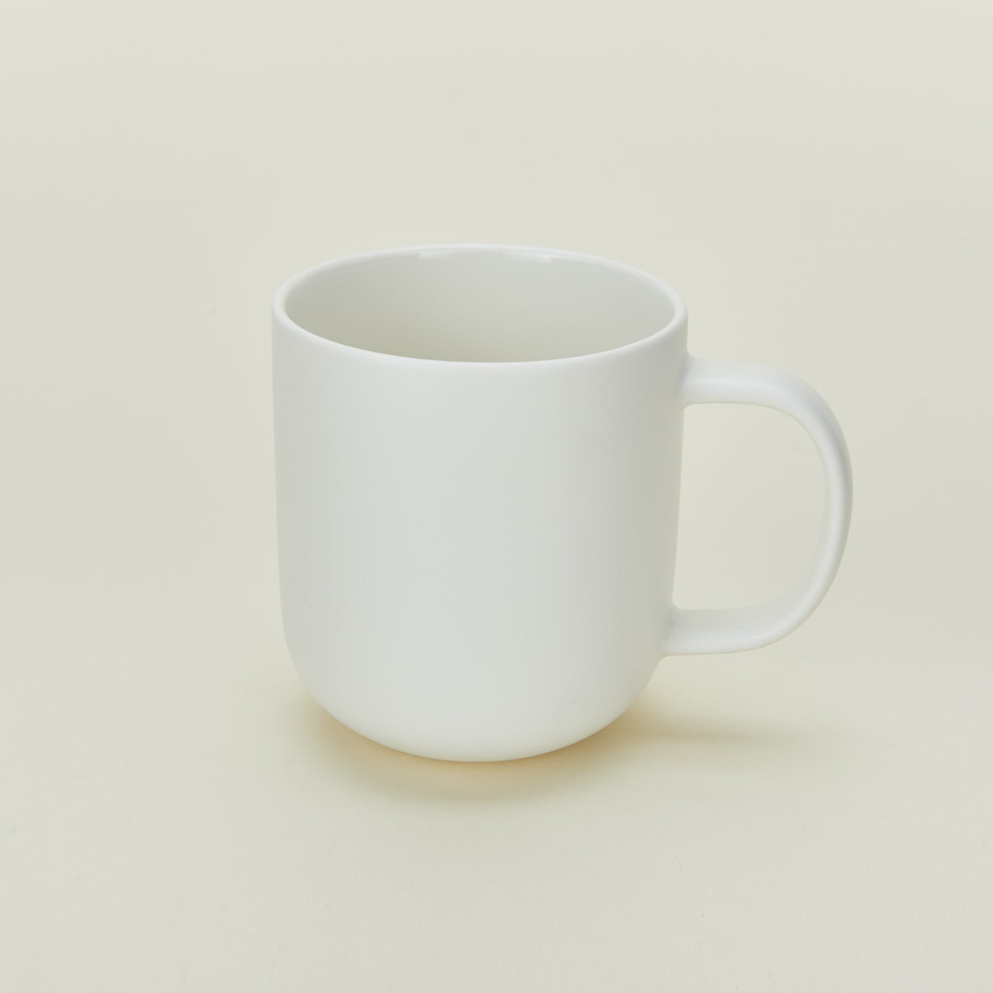 Simple Porcelain Mug - Set of 4