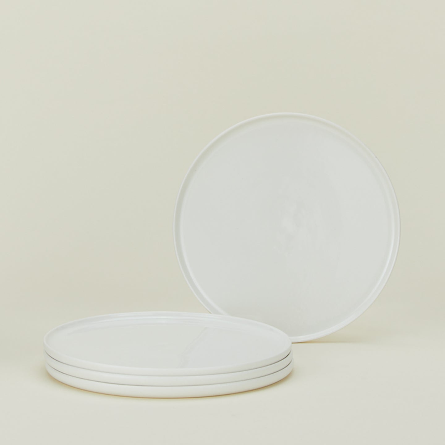 Simple Porcelain Dinnerware - 16 pc set