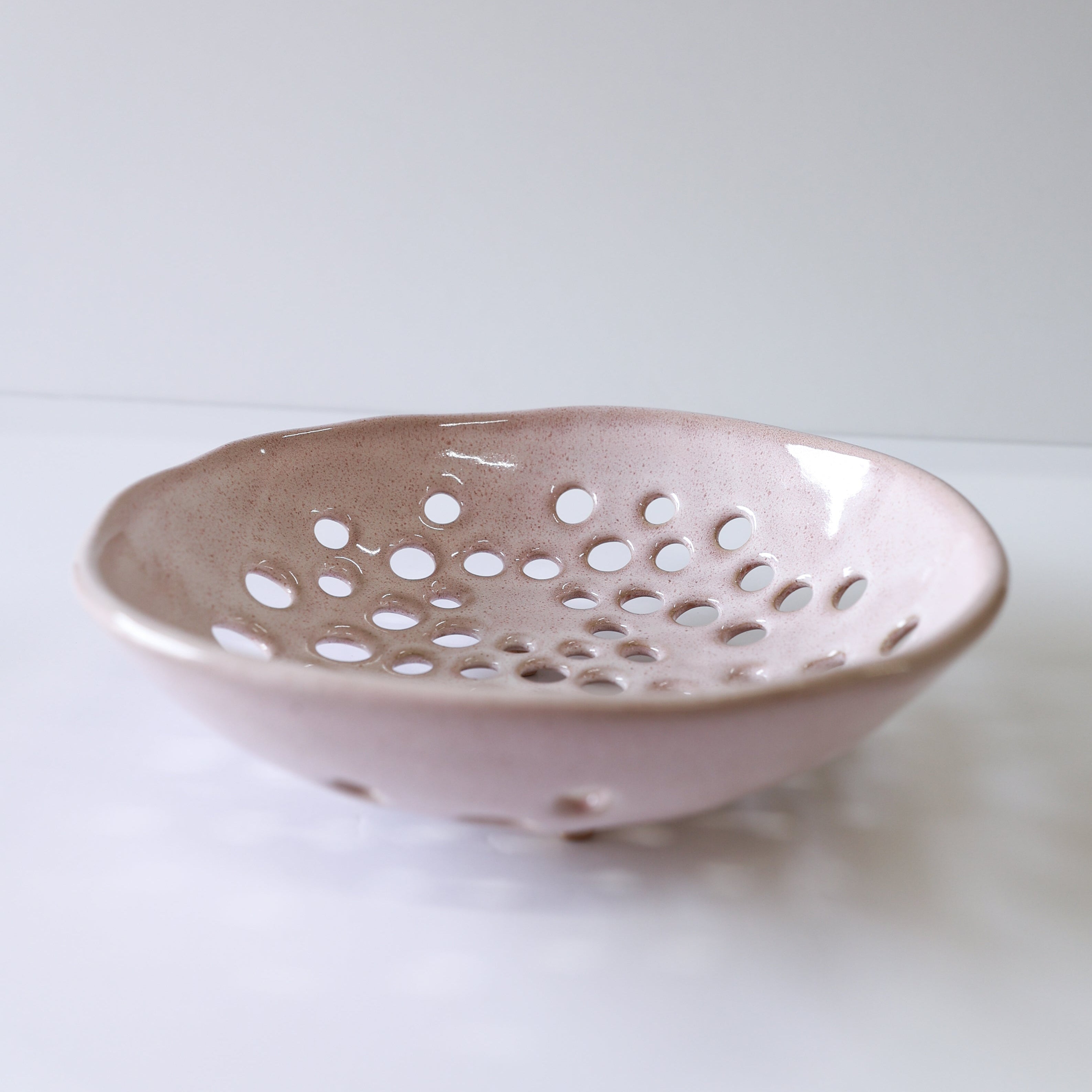 Newland Colander | Seashell