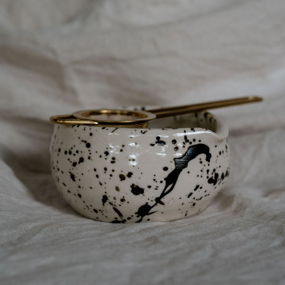 Jackson Handmade Ceramic Matcha Bowl | Speckled Black