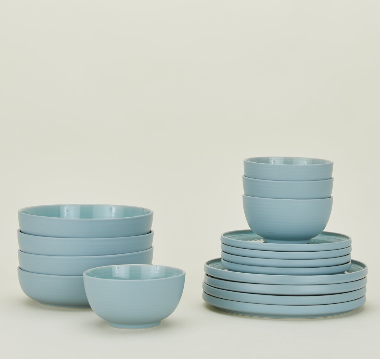 Essential Dinnerware - 16 pc Set, Sky