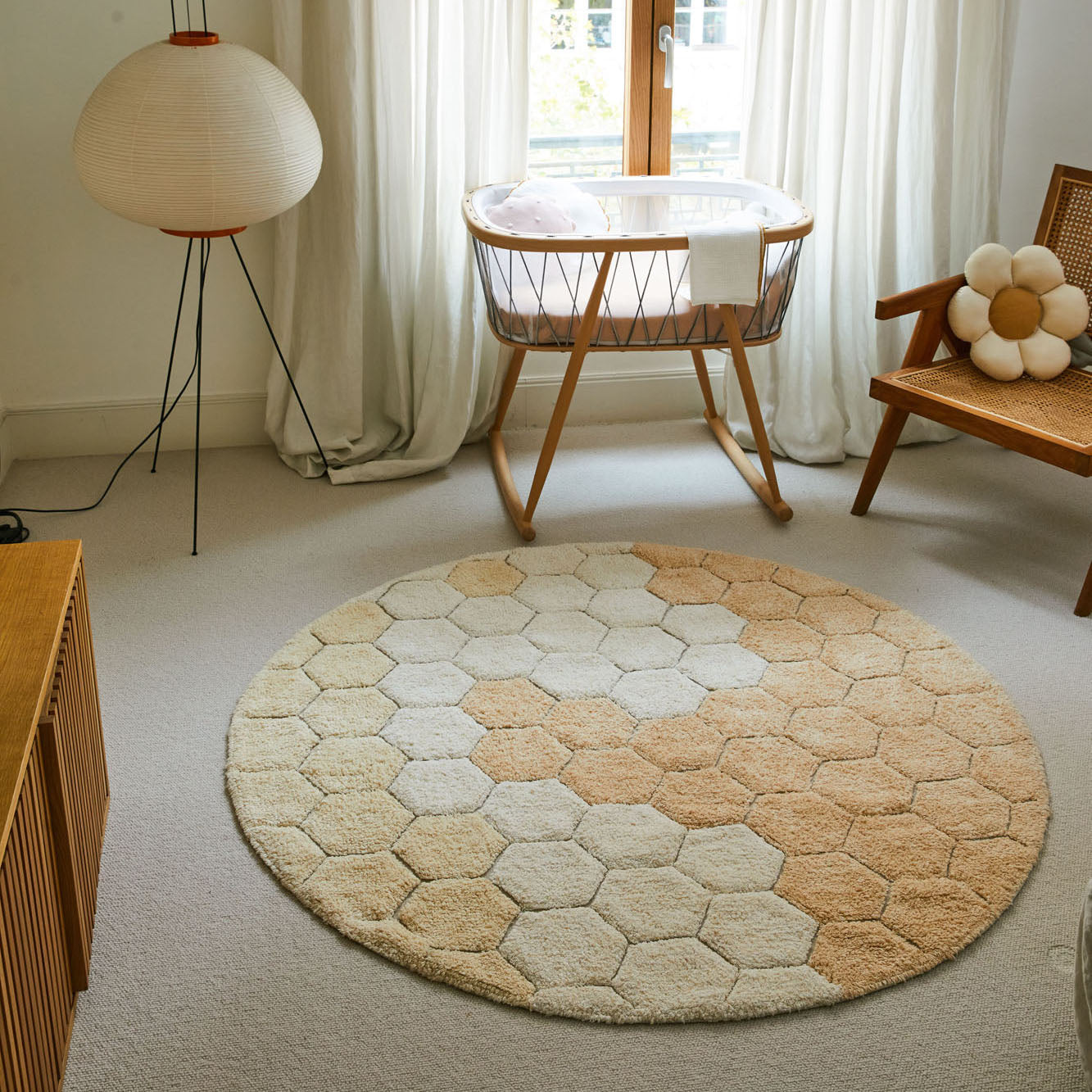 Golden Honeycomb Washable Round Rug