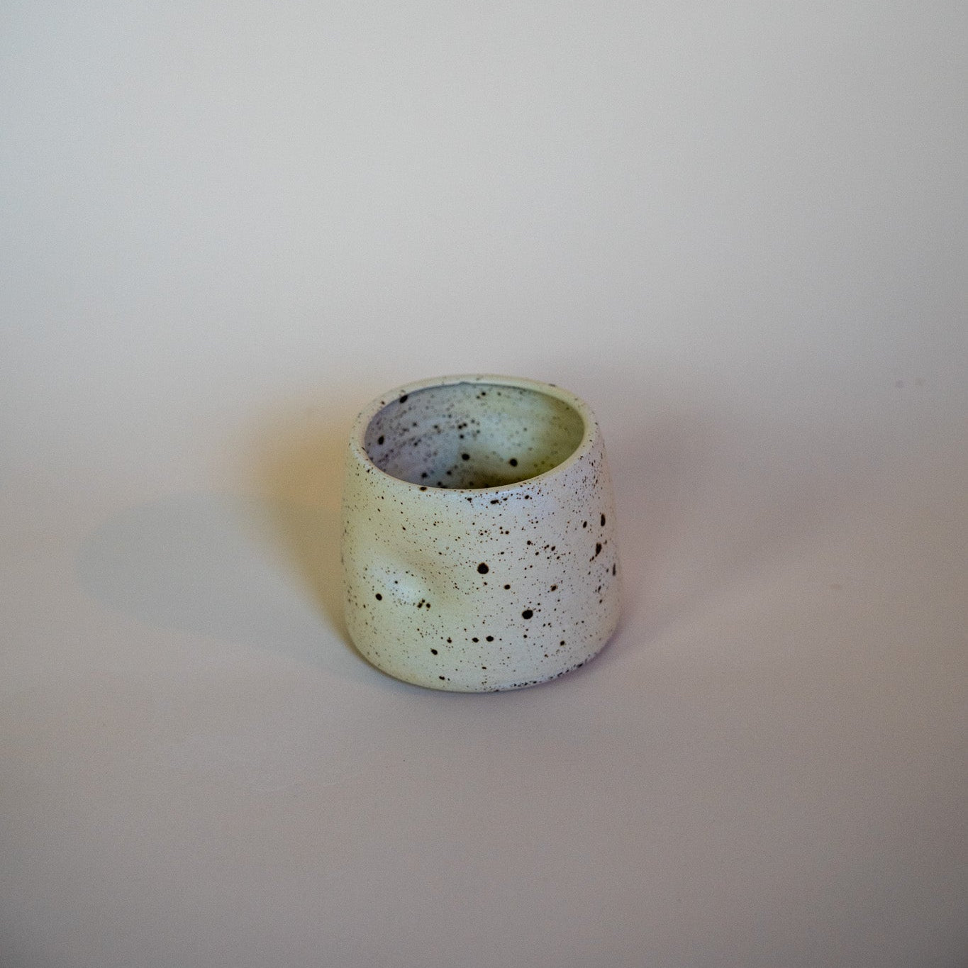 Dimple Cup - Eggshell