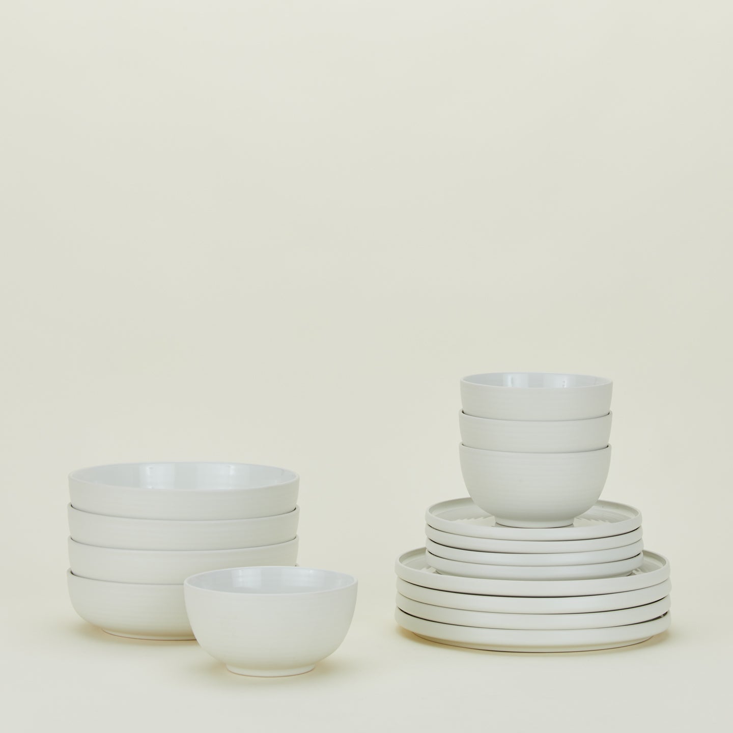 Essential Dinnerware - 16 pc Set, Bone