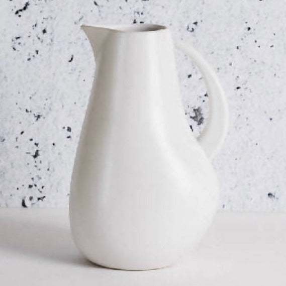 Stoneware Pitcher | Kuduo 64 Oz