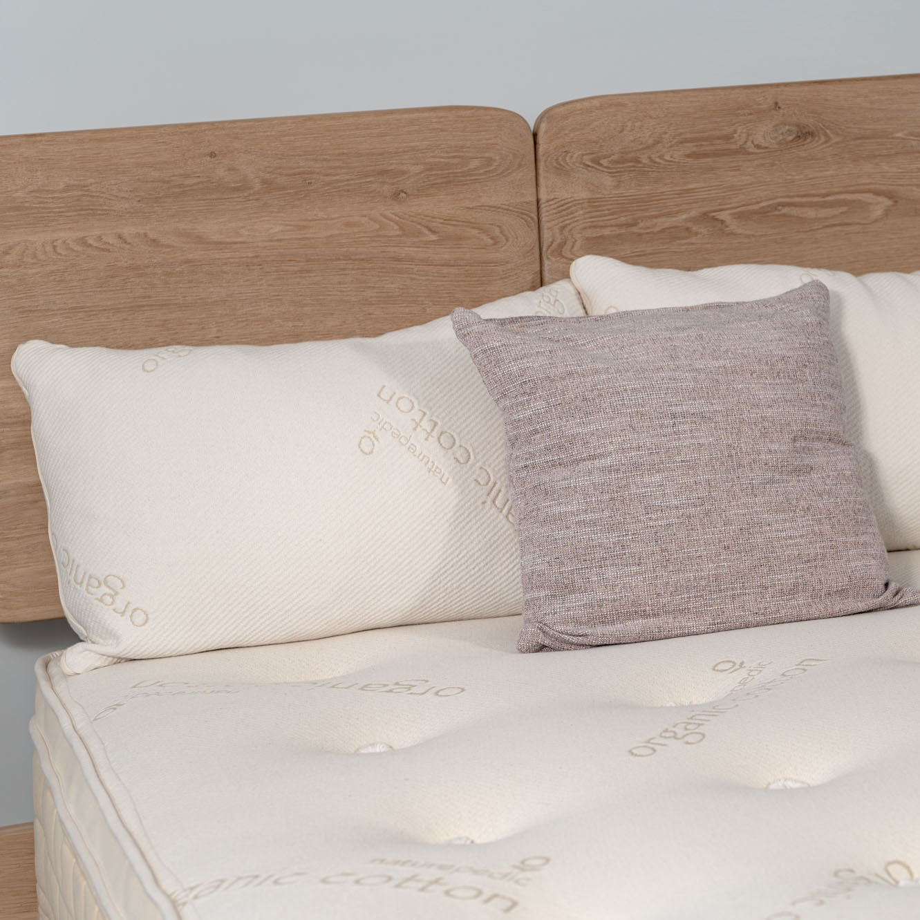 Concerto Plush Pillow Top Organic Mattress