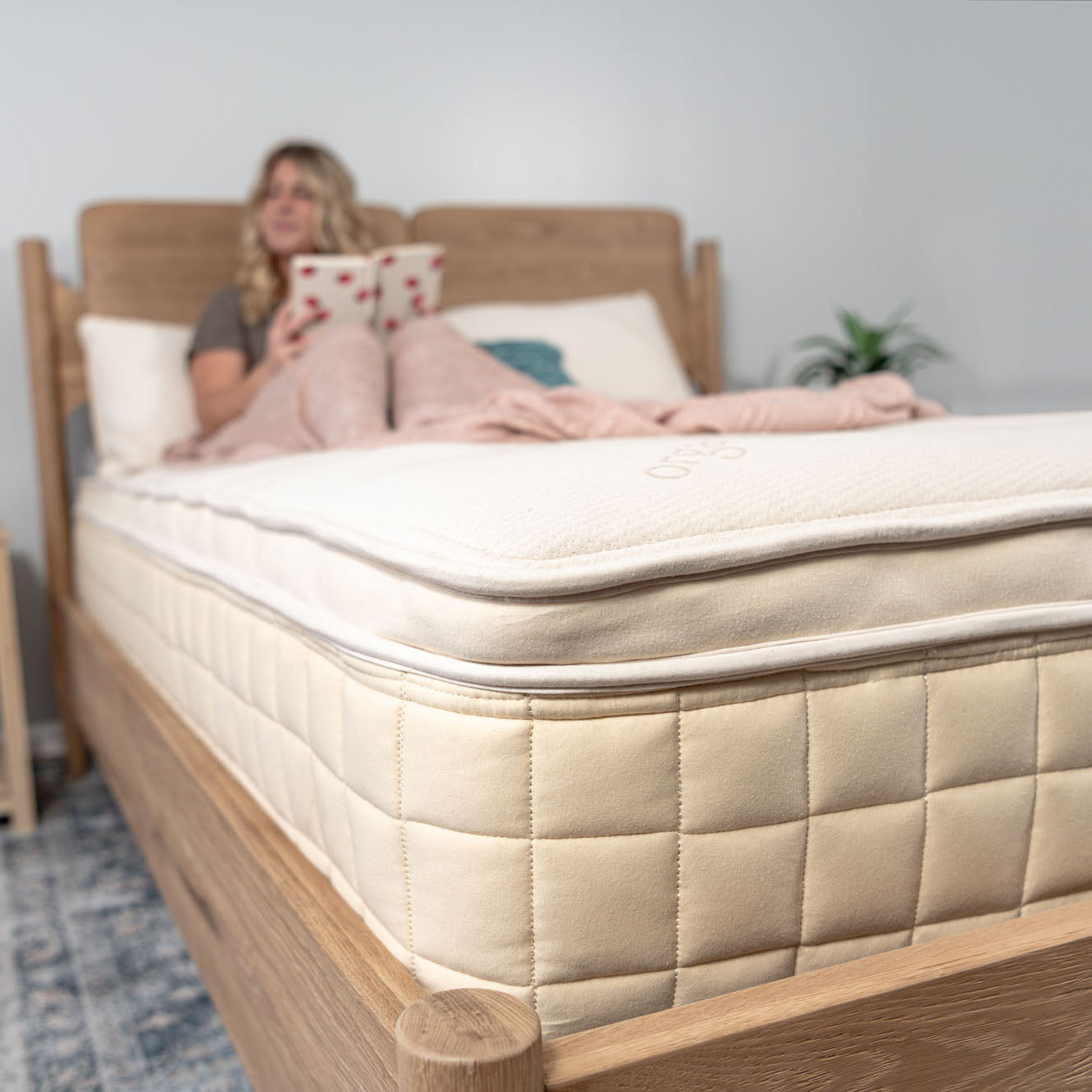Concerto Plush Pillow Top Organic Mattress