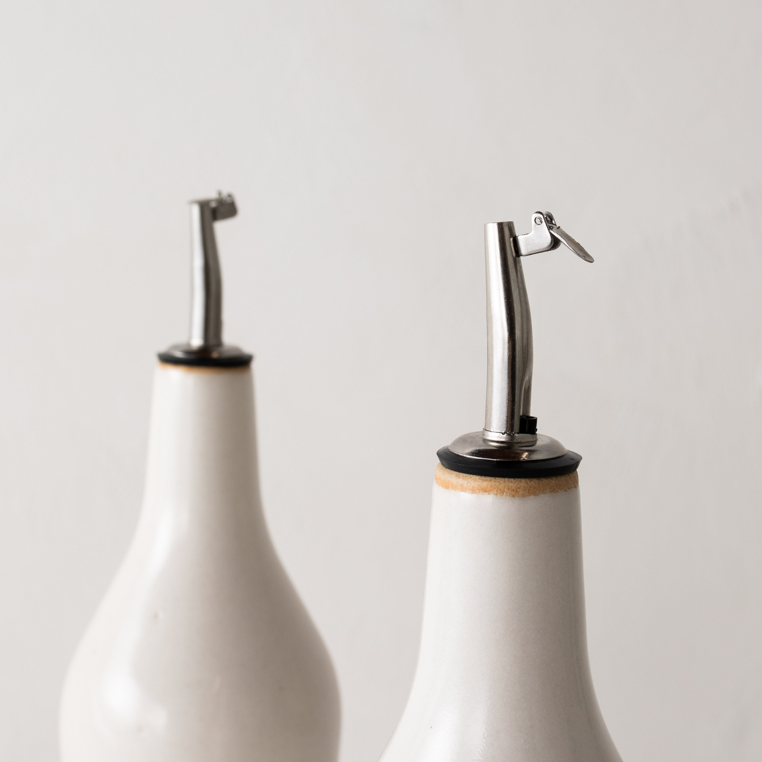 Minimal Oil Cruet | Stoneware