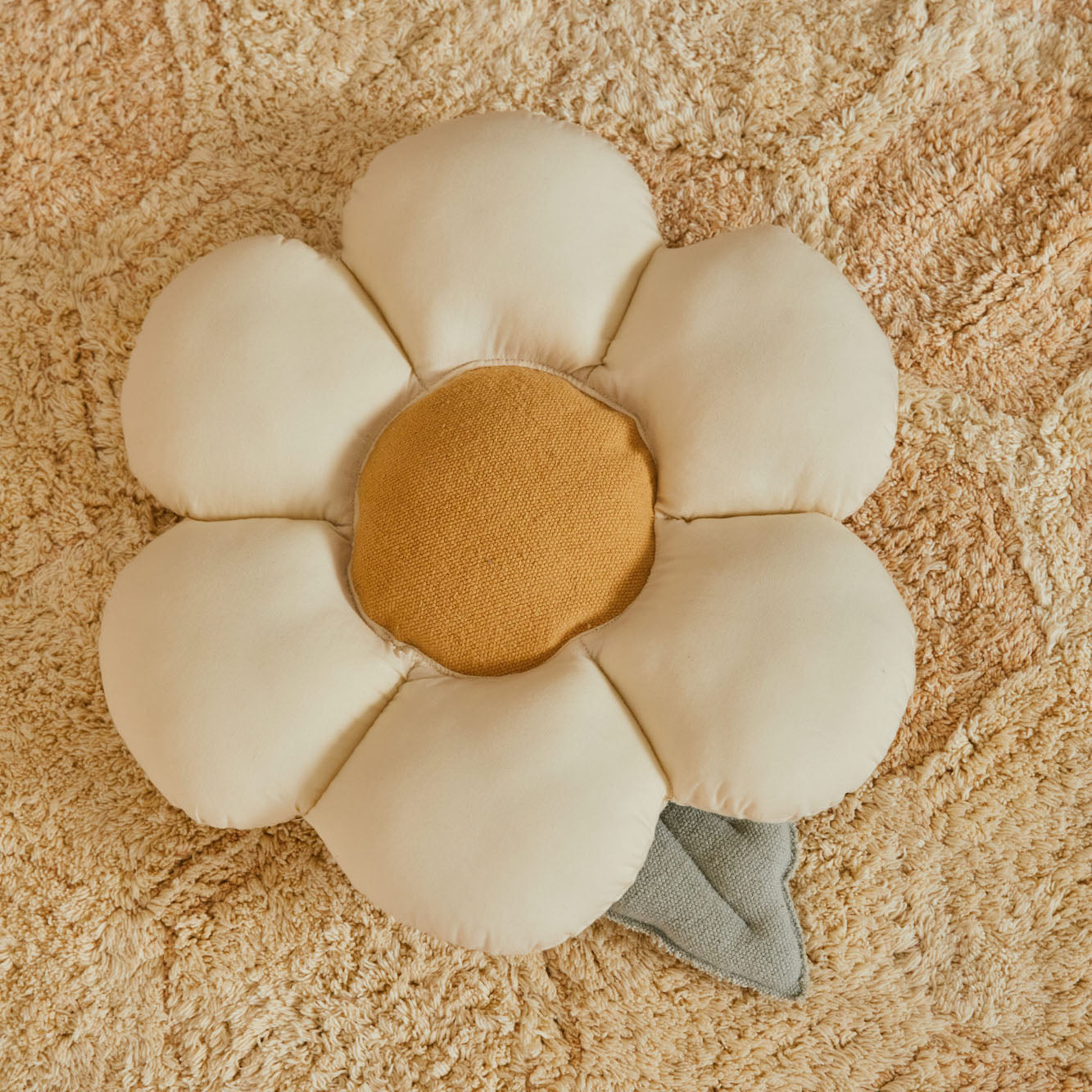 Little Daisy Cushion