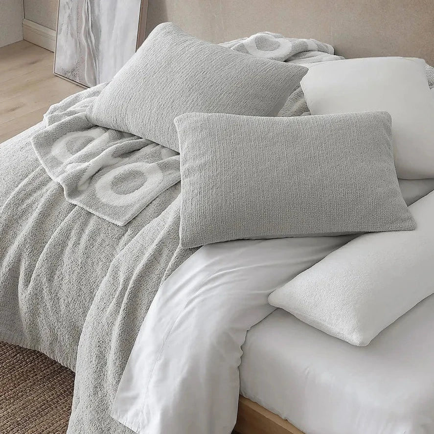 Snug Stitch Comforter