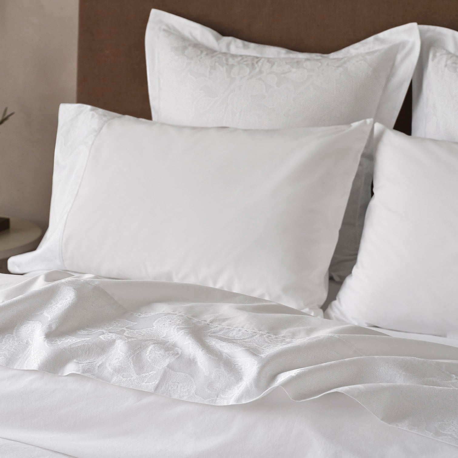 Heritage Organic Percale Jacquard Border Pillowcases