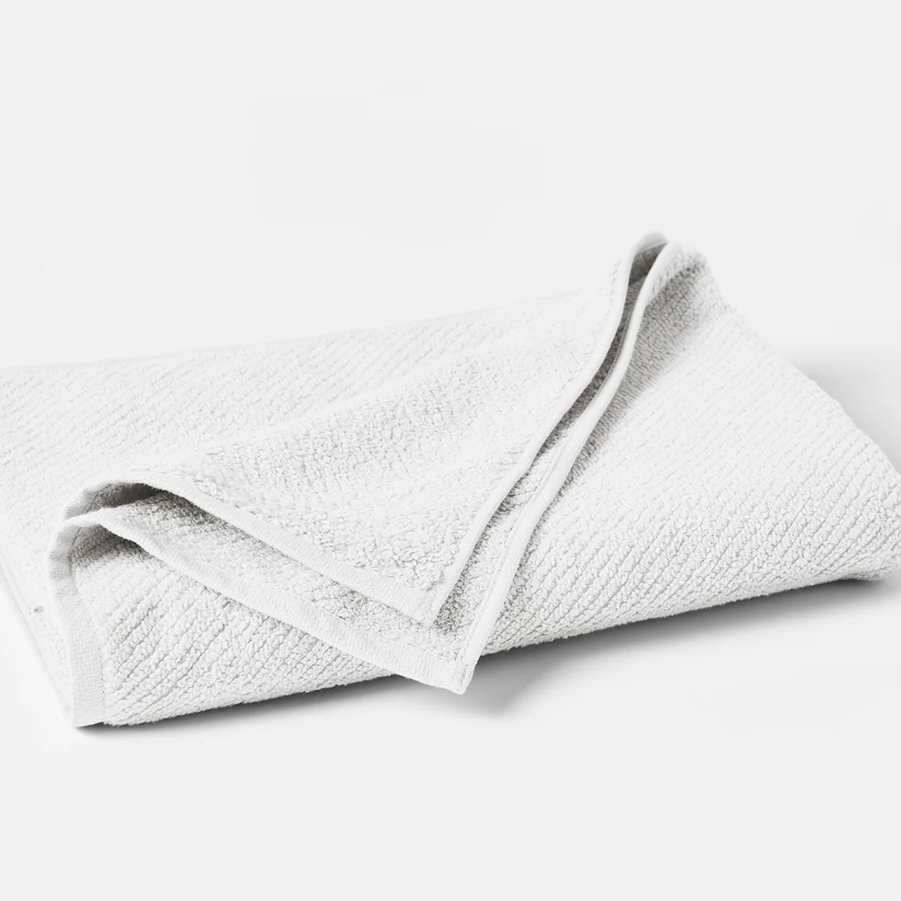 Coyuchi Air Weight Organic Bath Sheet