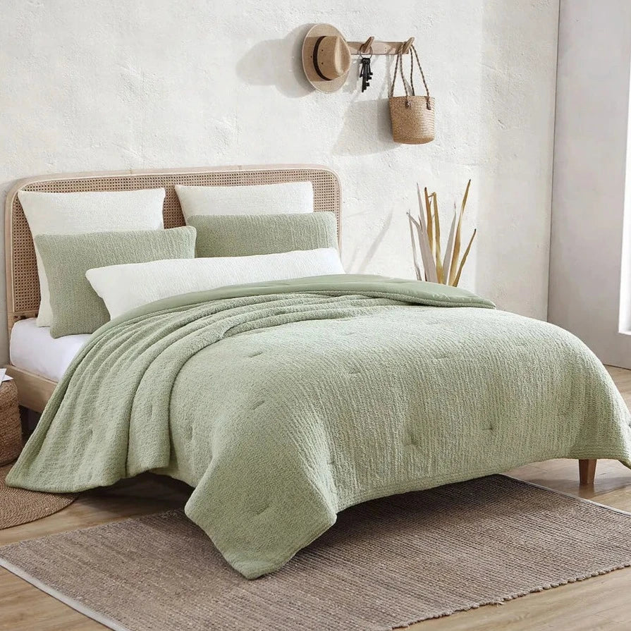 Snug Stitch Comforter