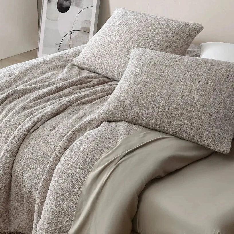 Snug Stitch Comforter