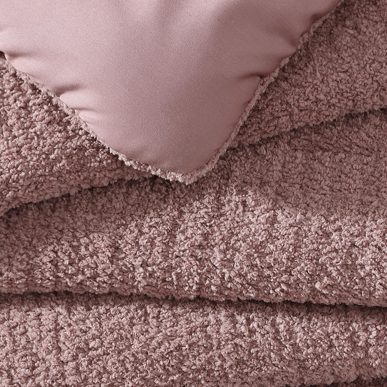 Snug Stitch Comforter