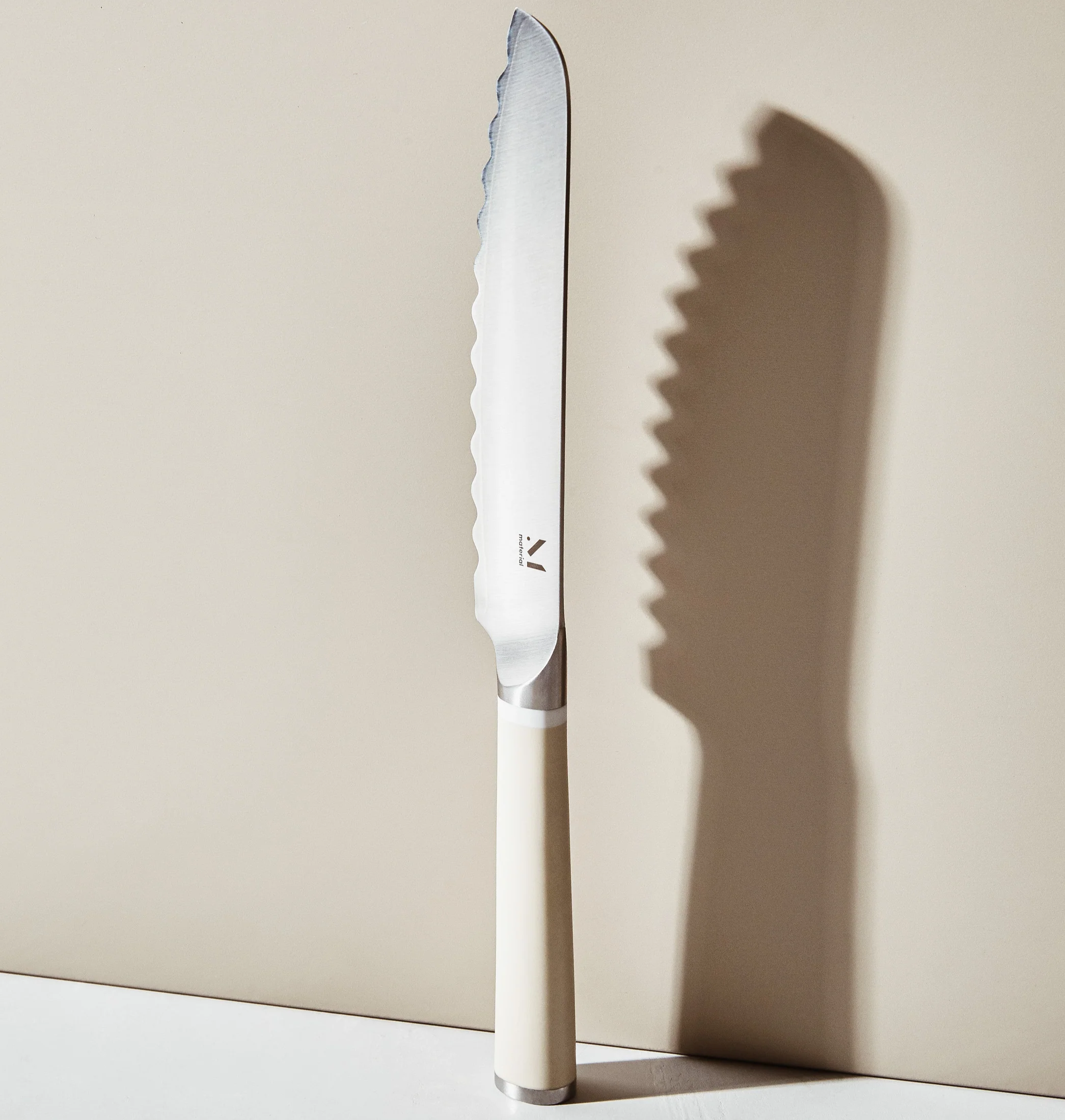 The Serrated 6" Knife